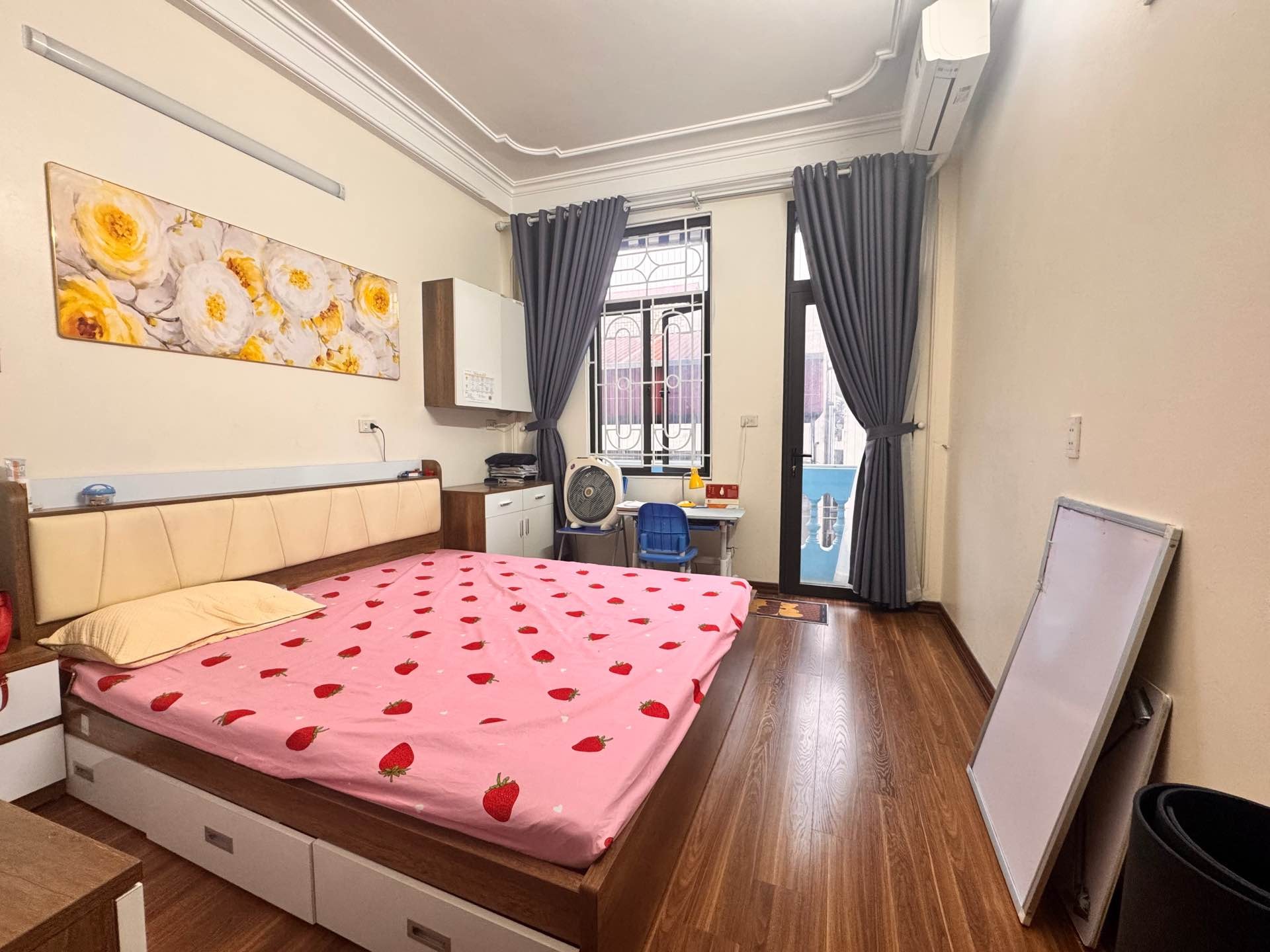 Bán nhà Đại Từ - diện tích 30m2 5 tầng - Ngõ rộng thoáng - giá 8 tỷ