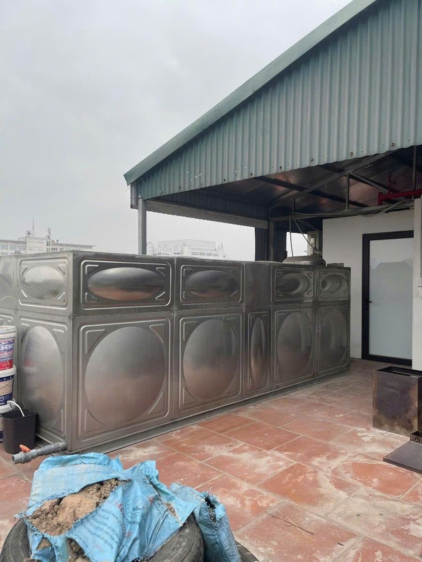 Bán nhà Lê Thanh Nghị - diện tích 142m2 7 tầng - Ô tô qua nhà - giá 88 tỷ