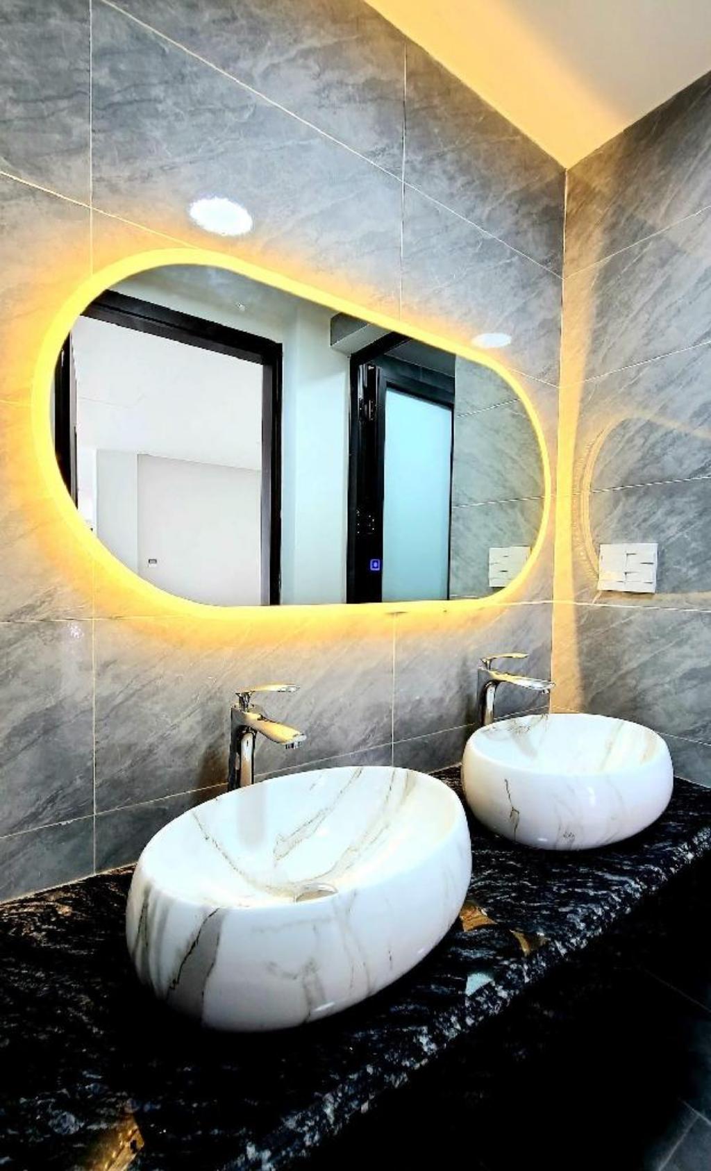 Bán nhà Yên Xá - diện tích 212m2 7 tầng - Lô góc 2 mặt thoáng - giá 86 tỷ