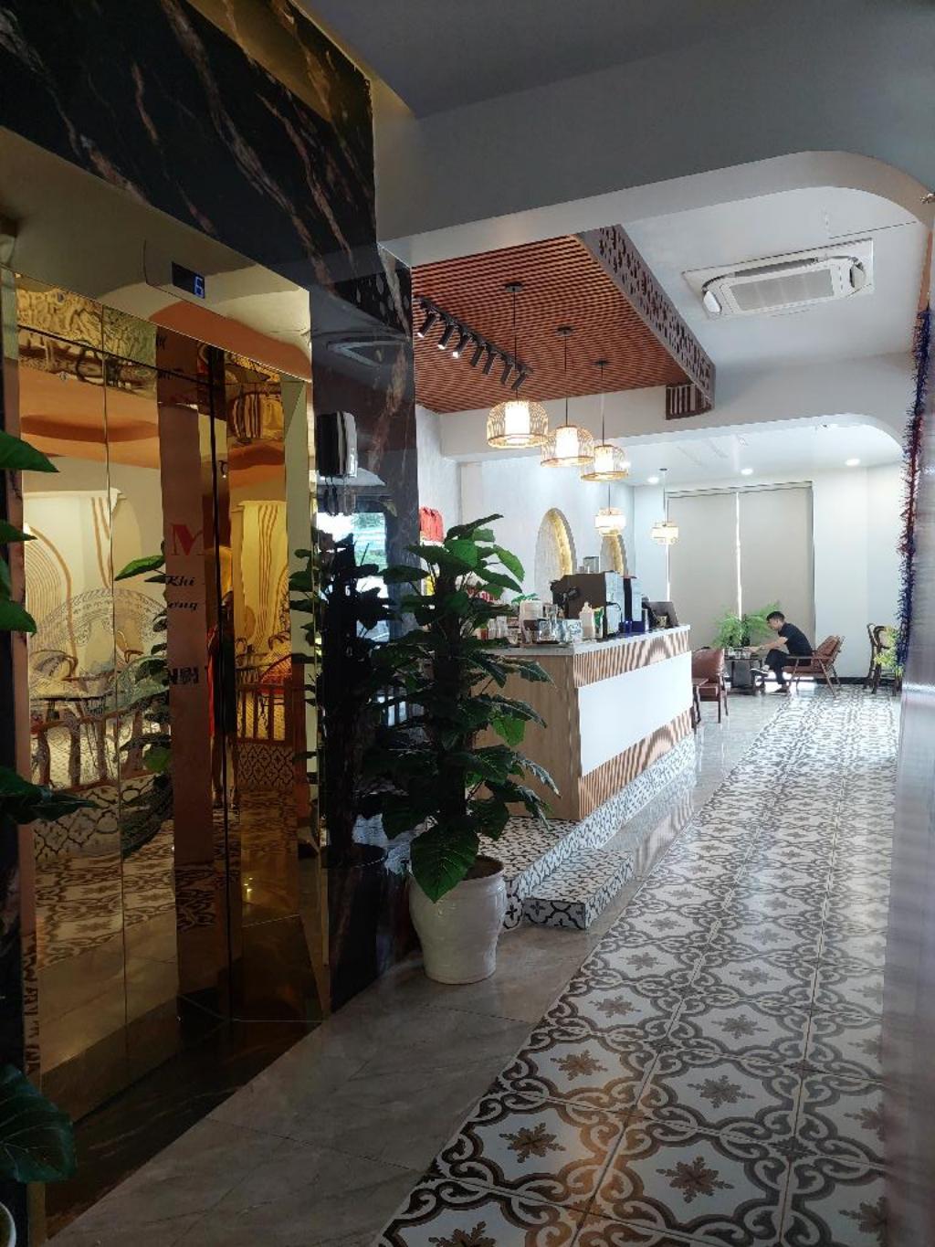 Bán nhà Yên Xá - diện tích 212m2 7 tầng - Lô góc 2 mặt thoáng - giá 86 tỷ