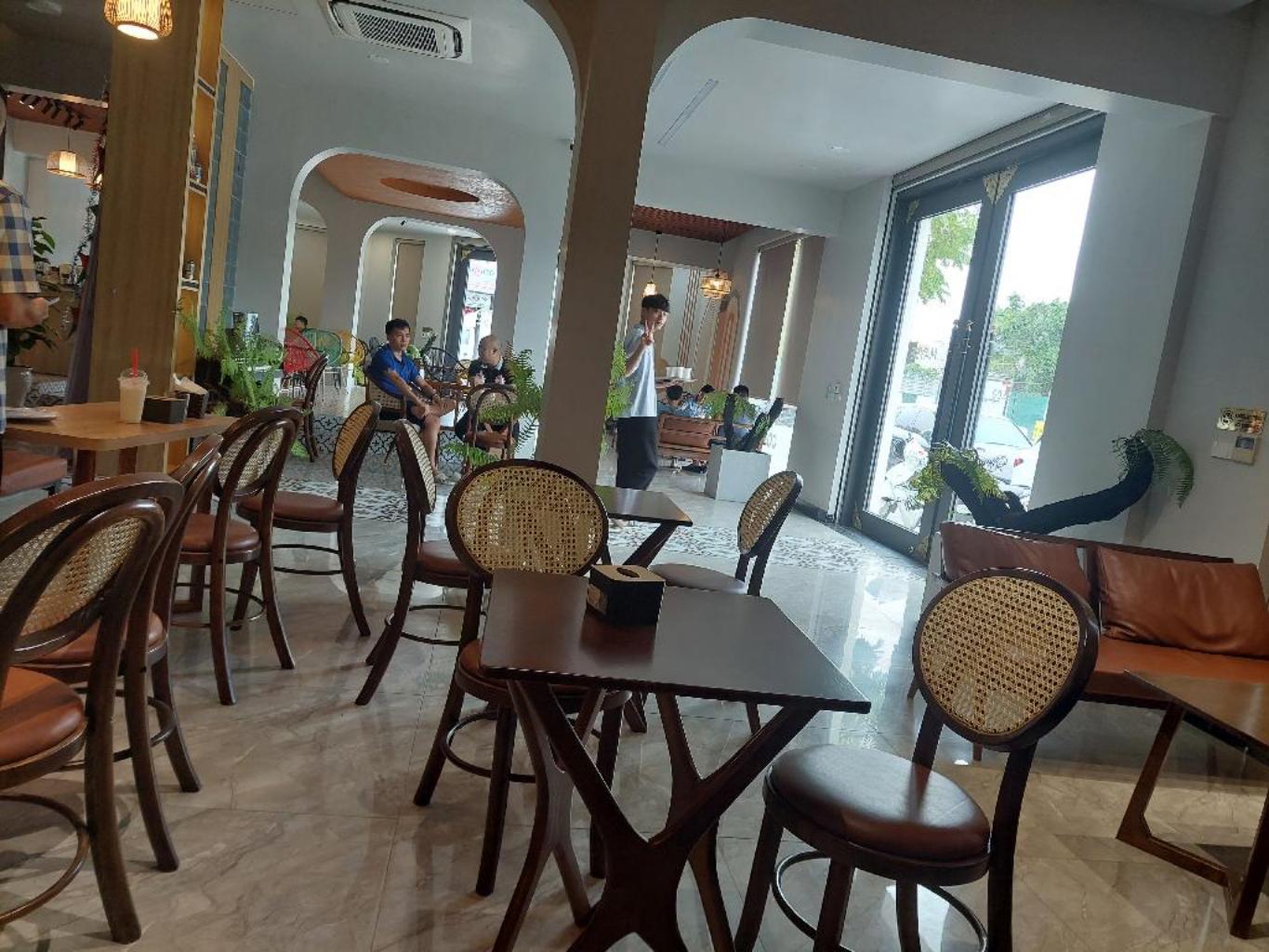 Bán nhà Yên Xá - diện tích 212m2 7 tầng - Lô góc 2 mặt thoáng - giá 86 tỷ