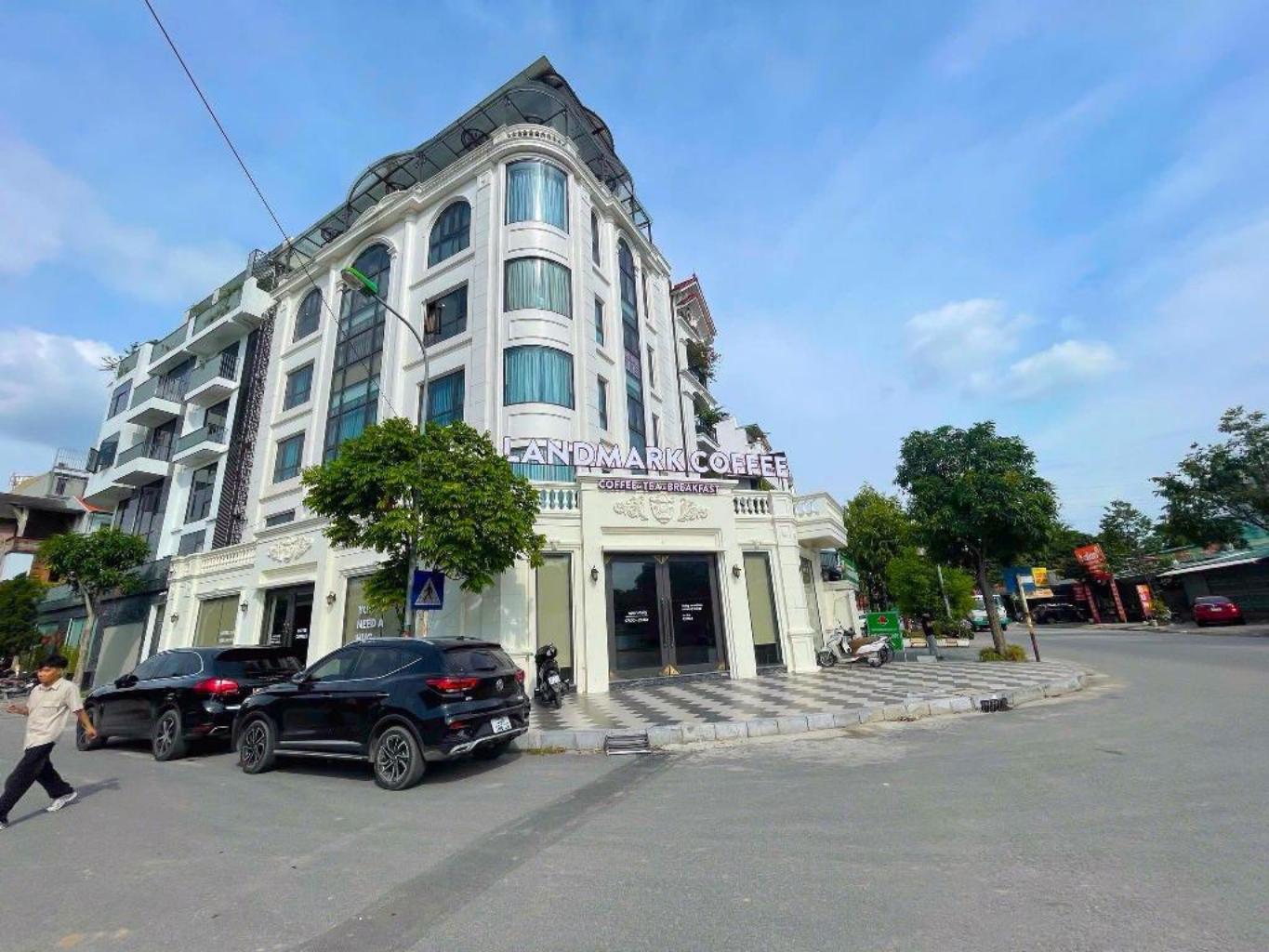 Bán nhà Yên Xá - diện tích 212m2 7 tầng - Lô góc 2 mặt thoáng - giá 86 tỷ