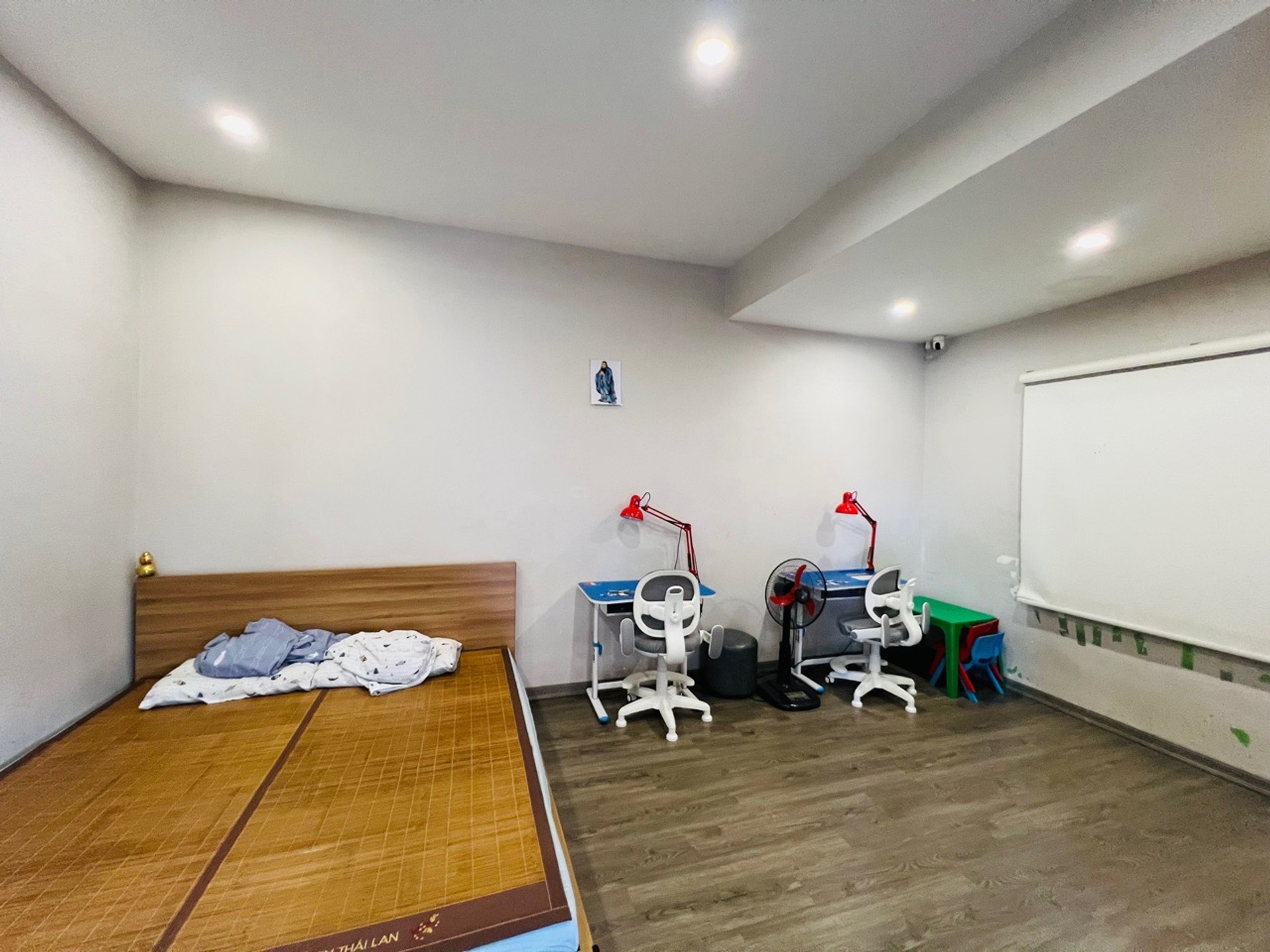 Bán nhà TT Hồ Việt Xô - diện tích 150m2 5 tầng - Căn góc view thoáng - giá 7,2 tỷ