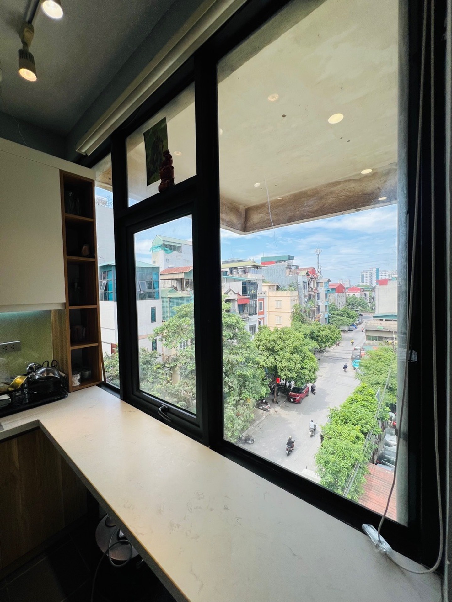 Bán nhà TT Hồ Việt Xô - diện tích 150m2 5 tầng - Căn góc view thoáng - giá 7,2 tỷ
