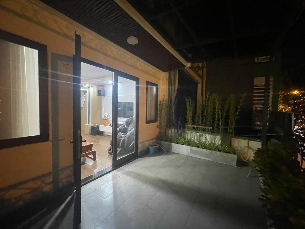 Bán nhà Tô Vĩnh Diện - diện tích 105m2 5 tầng - Phân lô quân đội - giá 44 tỷ