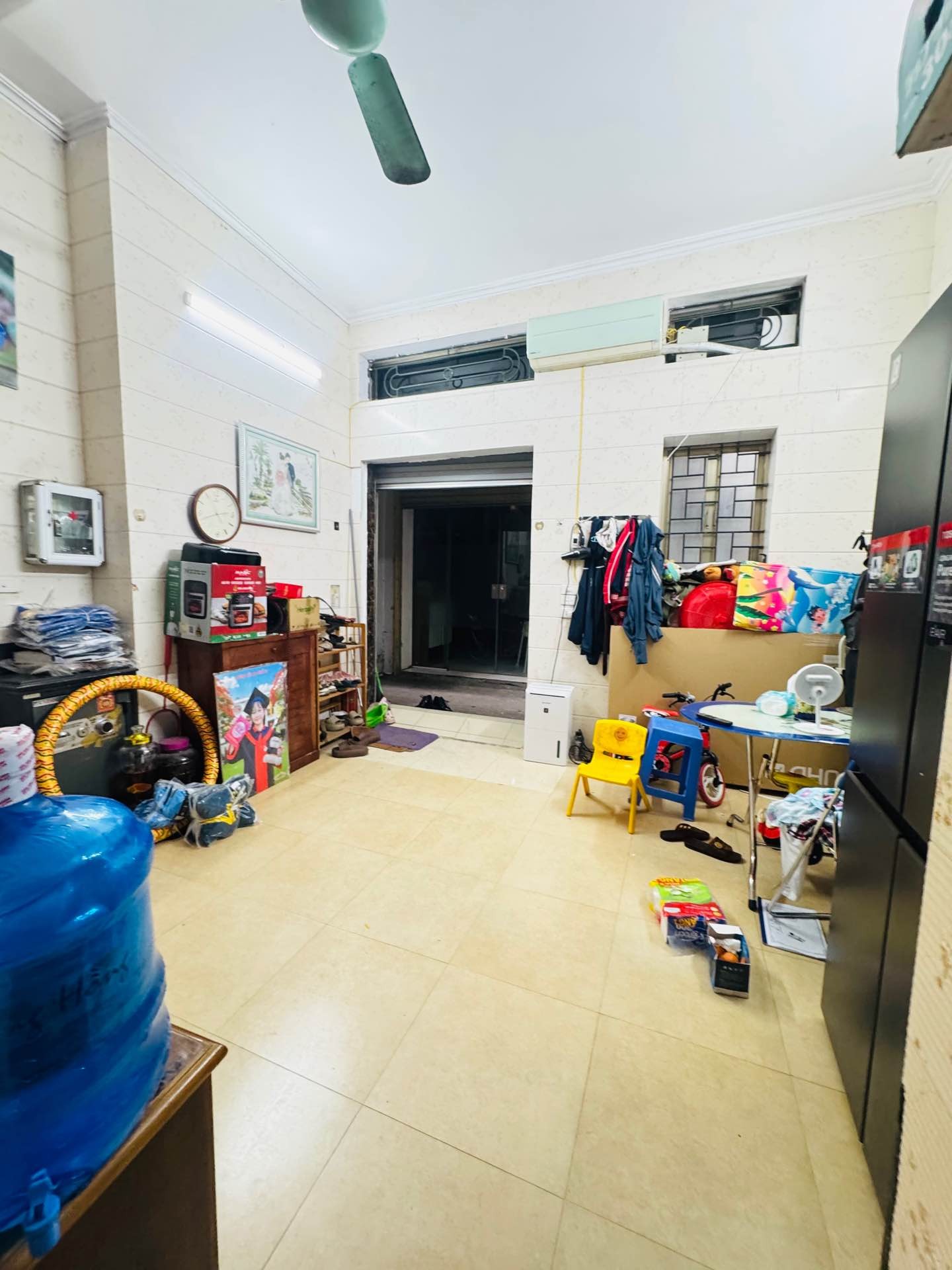 Bán nhà Nguyễn Khoái - diện tích 25m2 2 tầng - Mặt tiền rộng - giá 6 tỷ