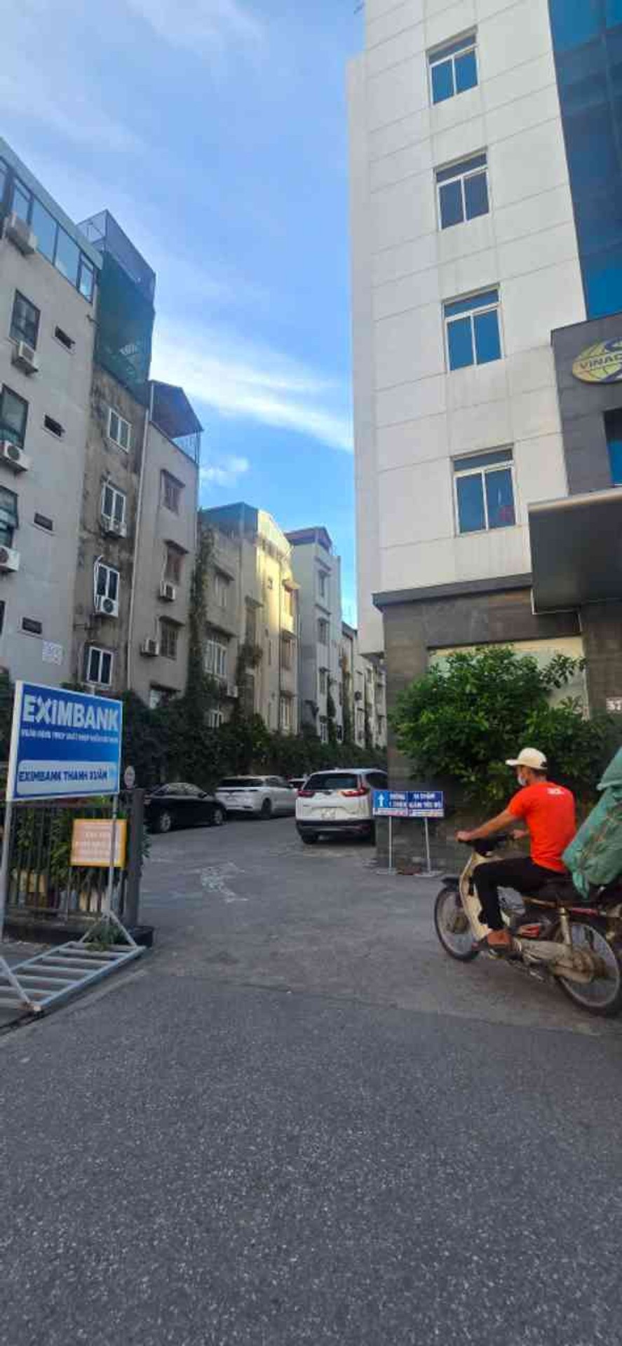 Bán nhà Vũ Trọng Phụng - diện tích 108m2 1 tầng - nhà nội thất cơ bản - giá 8,5 tỷ