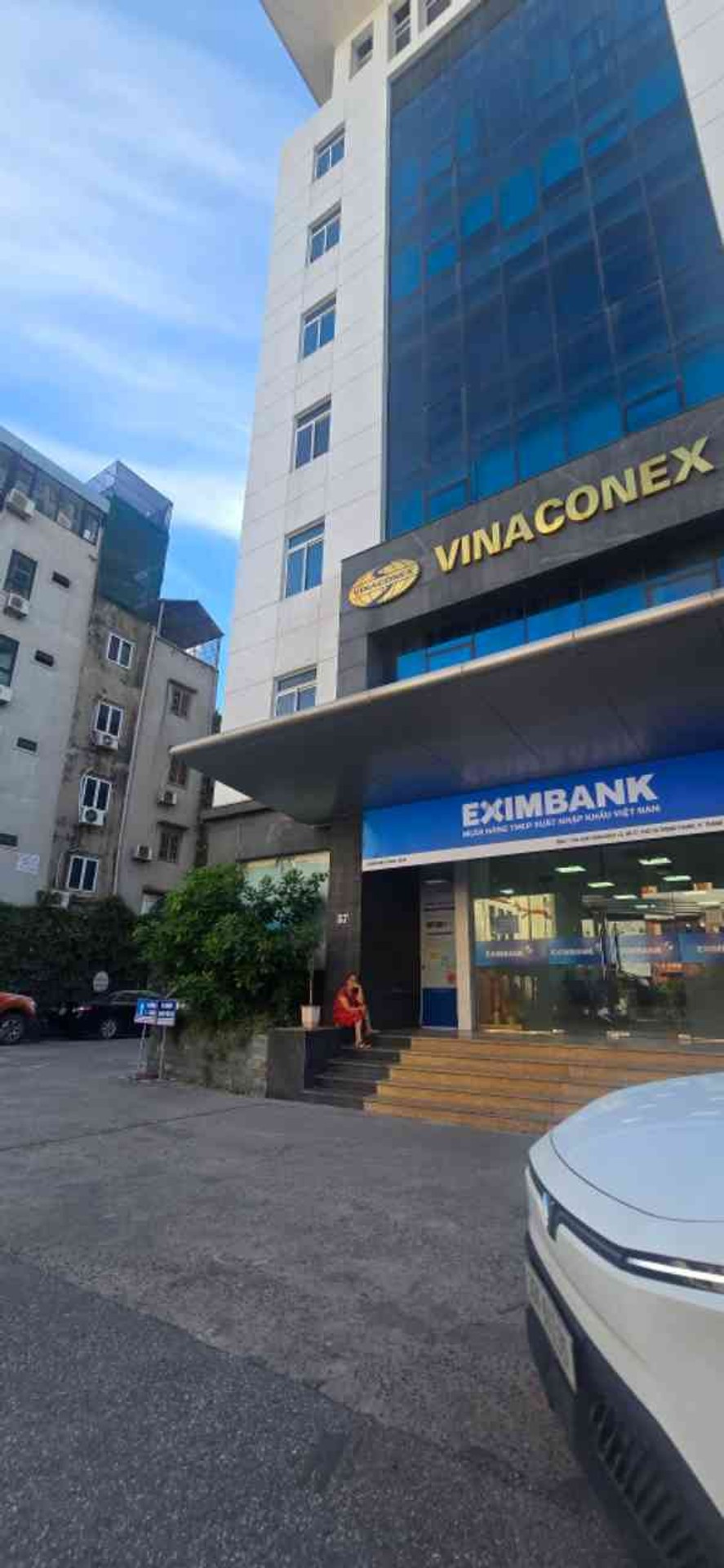 Bán nhà Vũ Trọng Phụng - diện tích 108m2 1 tầng - nhà nội thất cơ bản - giá 8,5 tỷ