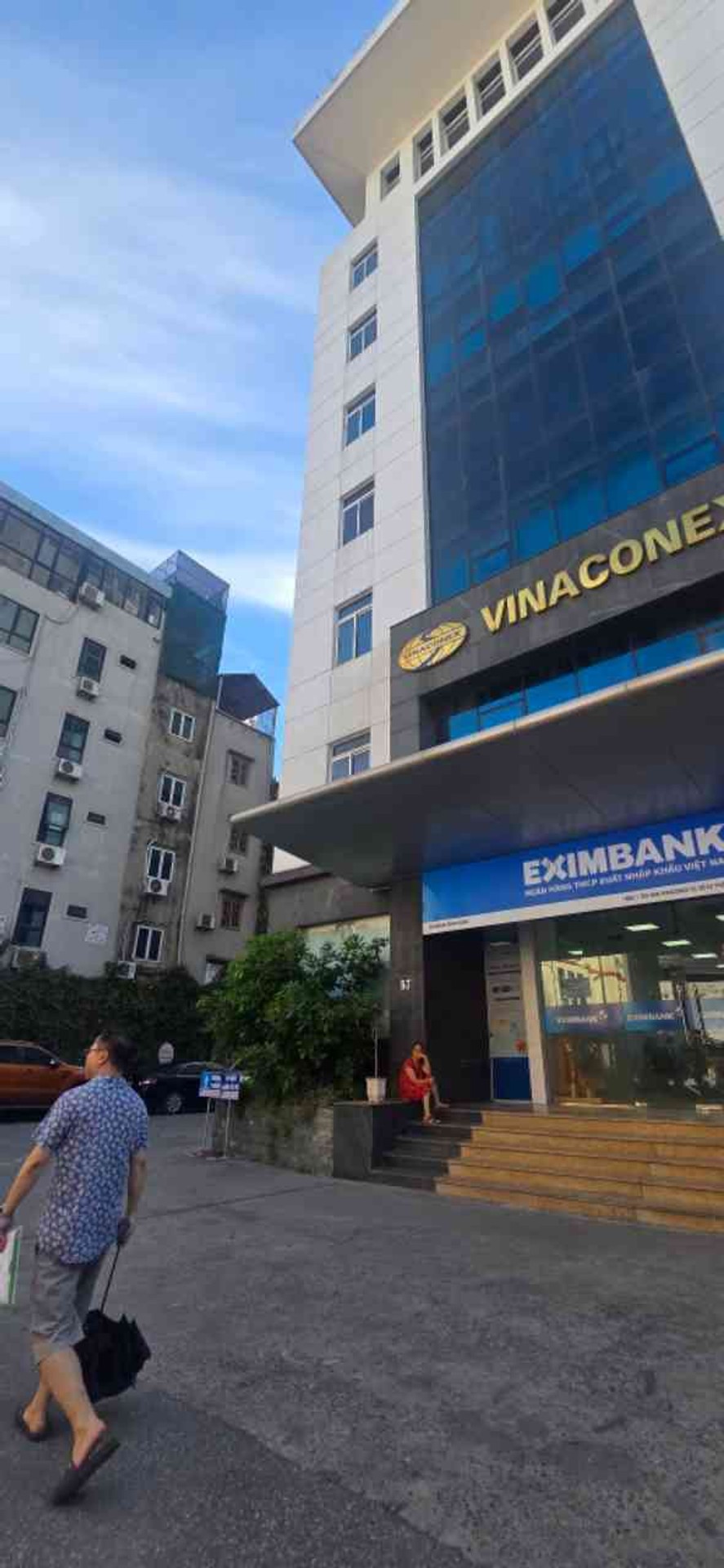 Bán nhà Vũ Trọng Phụng - diện tích 108m2 1 tầng - nhà nội thất cơ bản - giá 8,5 tỷ