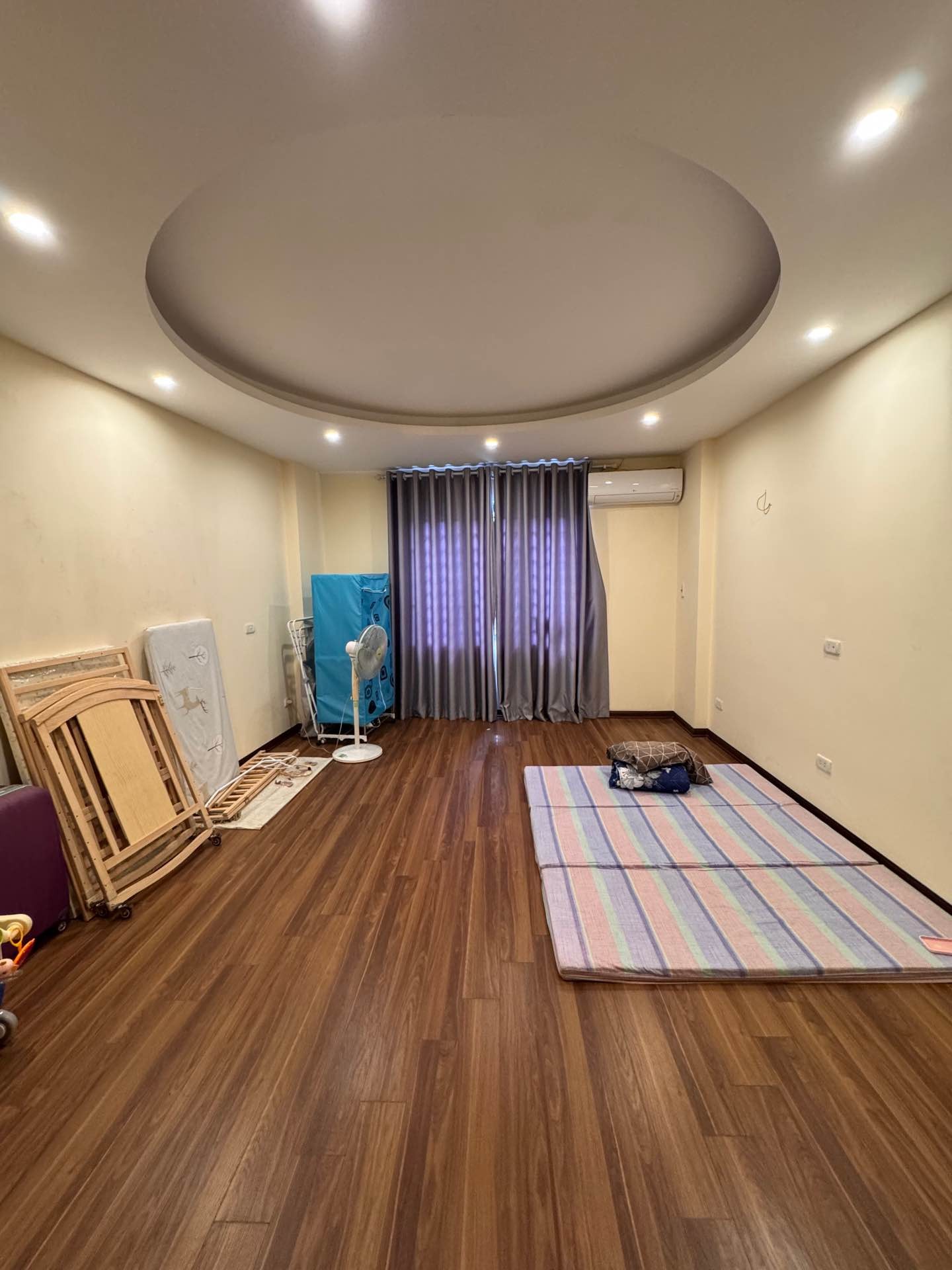 Bán nhà Vĩnh Hưng - diện tích 31m2 5 tầng - Lô góc - giá 6,6 tỷ