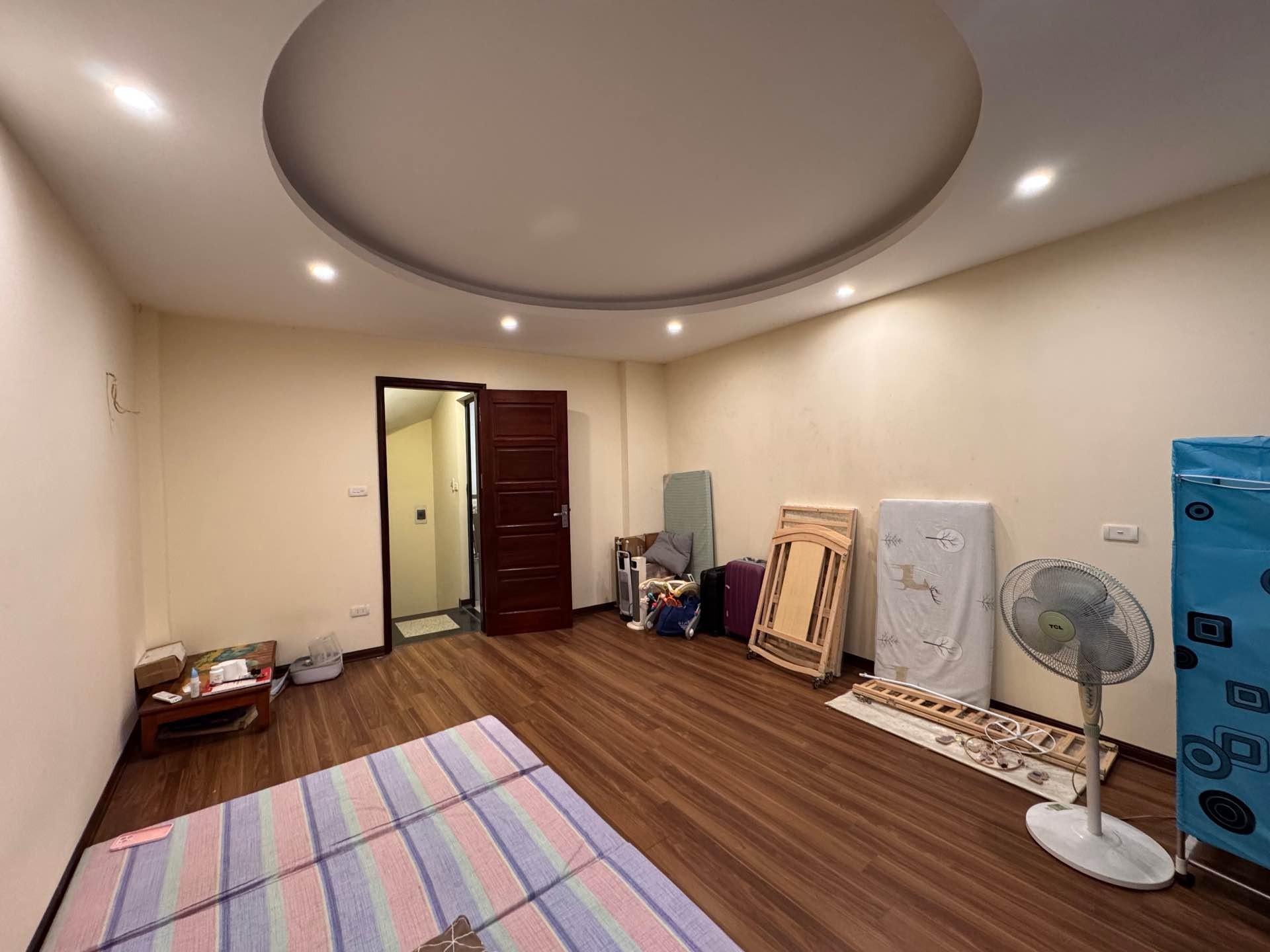 Bán nhà Vĩnh Hưng - diện tích 31m2 5 tầng - Lô góc - giá 6,6 tỷ