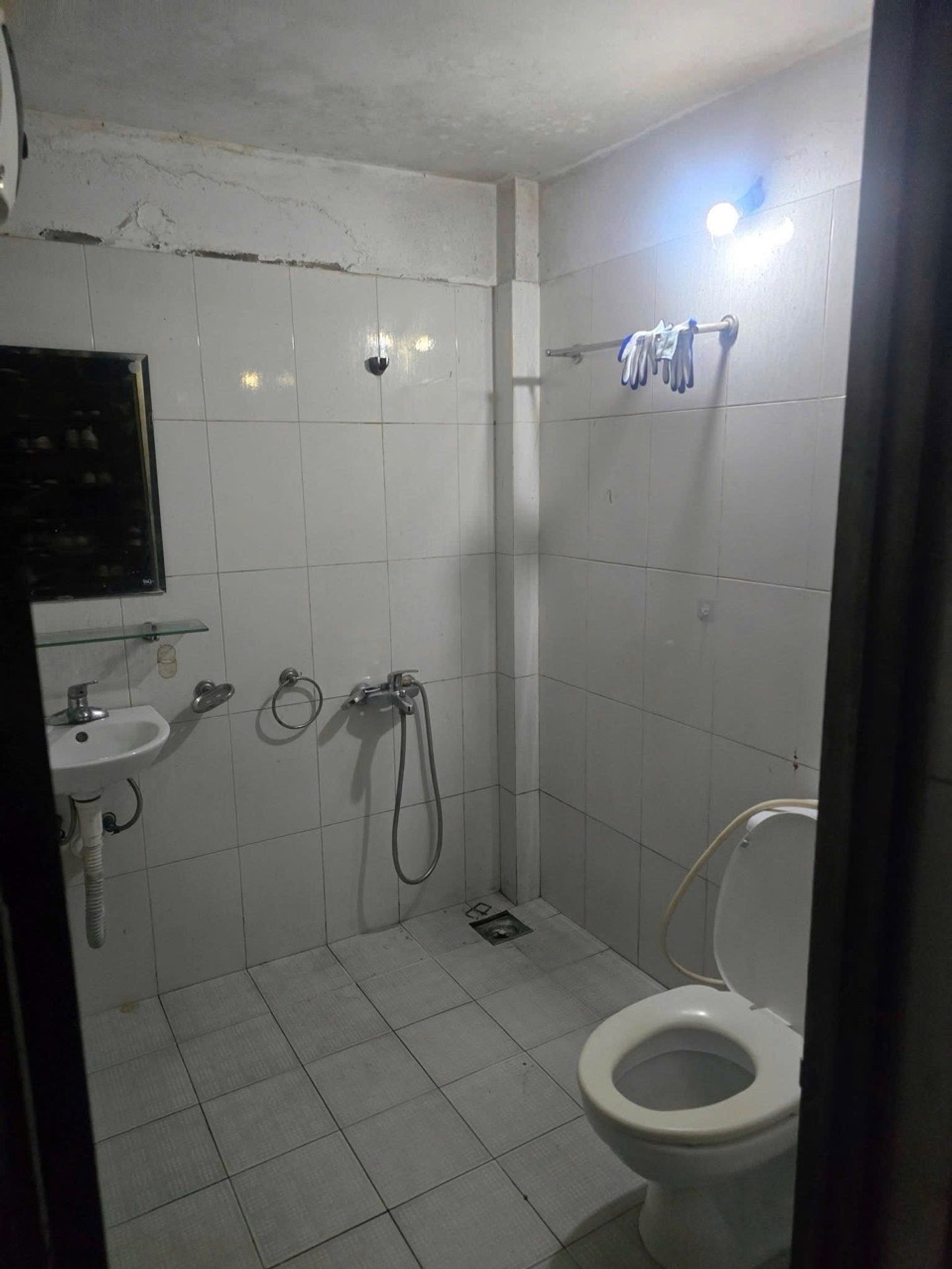 Bán nhà Lương Thế Vinh - diện tích 50m2 5 tầng - Ô tô đỗ cửa - giá 12,8 tỷ