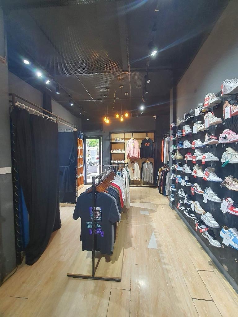 Bán nhà Ô Chợ Dừa - diện tích 60m2 3 tầng - Mặt phố kinh doanh sầm uất - giá 35,5 tỷ