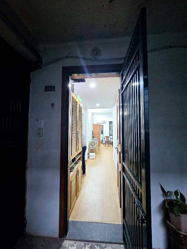 Bán nhà A5 - diện tích 60m2 1 tầng - Nhà đẹp, trung tâm - giá 3,9 tỷ