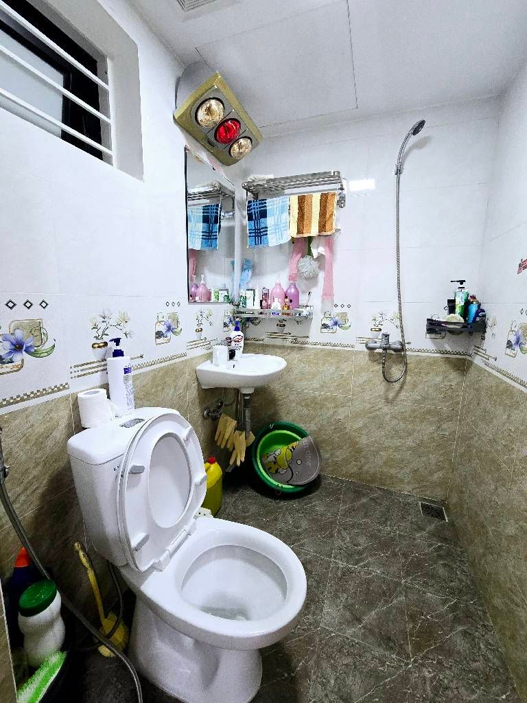 Bán nhà A5 - diện tích 60m2 1 tầng - Nhà đẹp, trung tâm - giá 3,9 tỷ