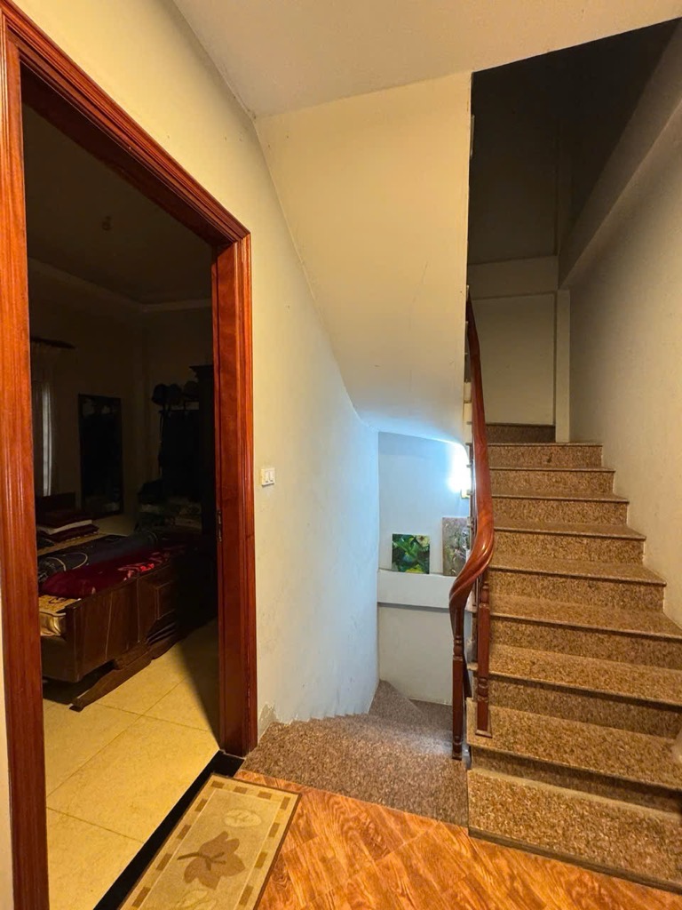 Bán nhà Minh Khai - diện tích 45m2 5 tầng - Nhà đẹp hiếm có - giá 10,9 tỷ