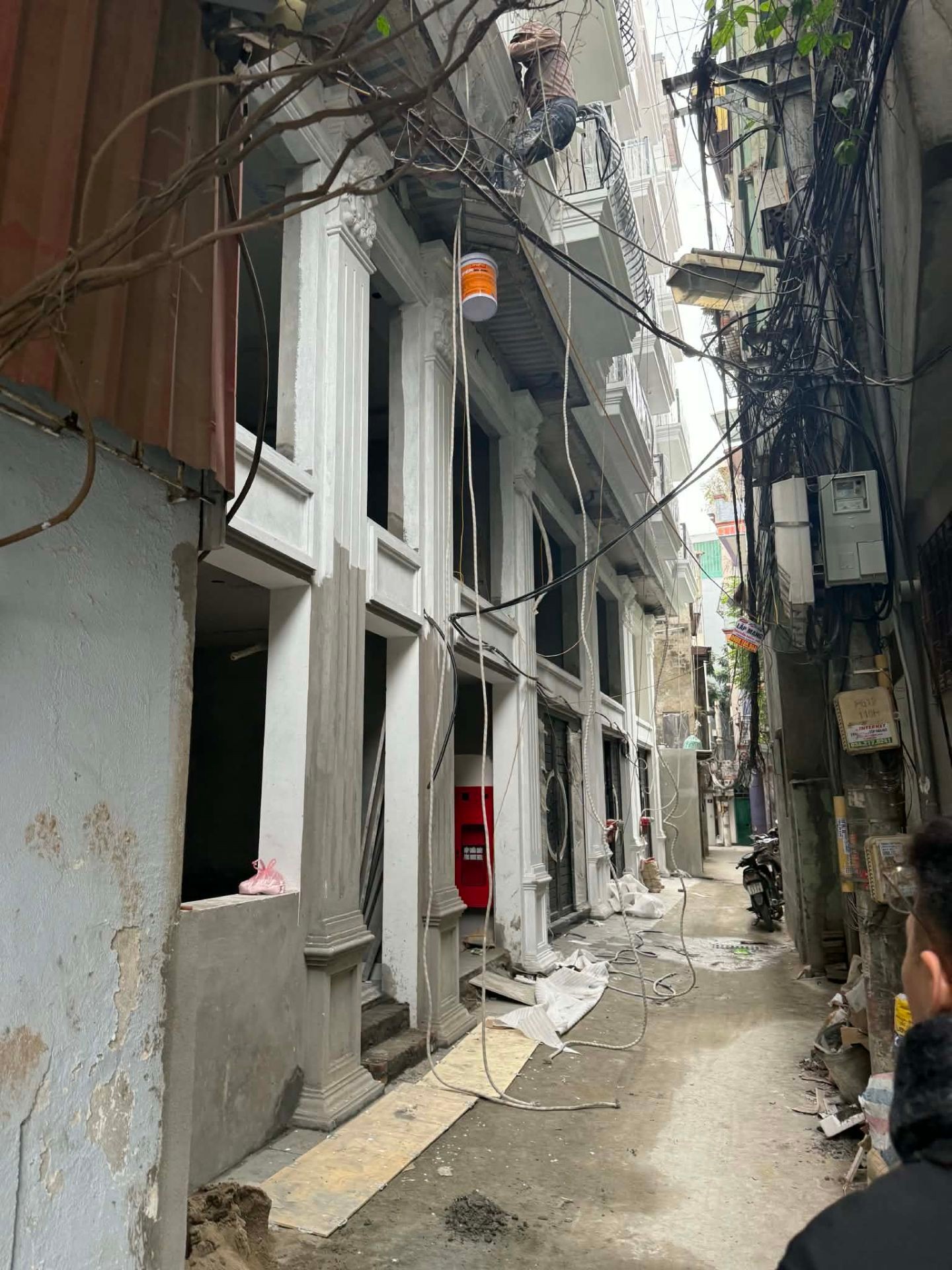 Bán nhà Nguyễn Chính - diện tích 50m2 5 tầng - có thang máy - giá 13,5 tỷ