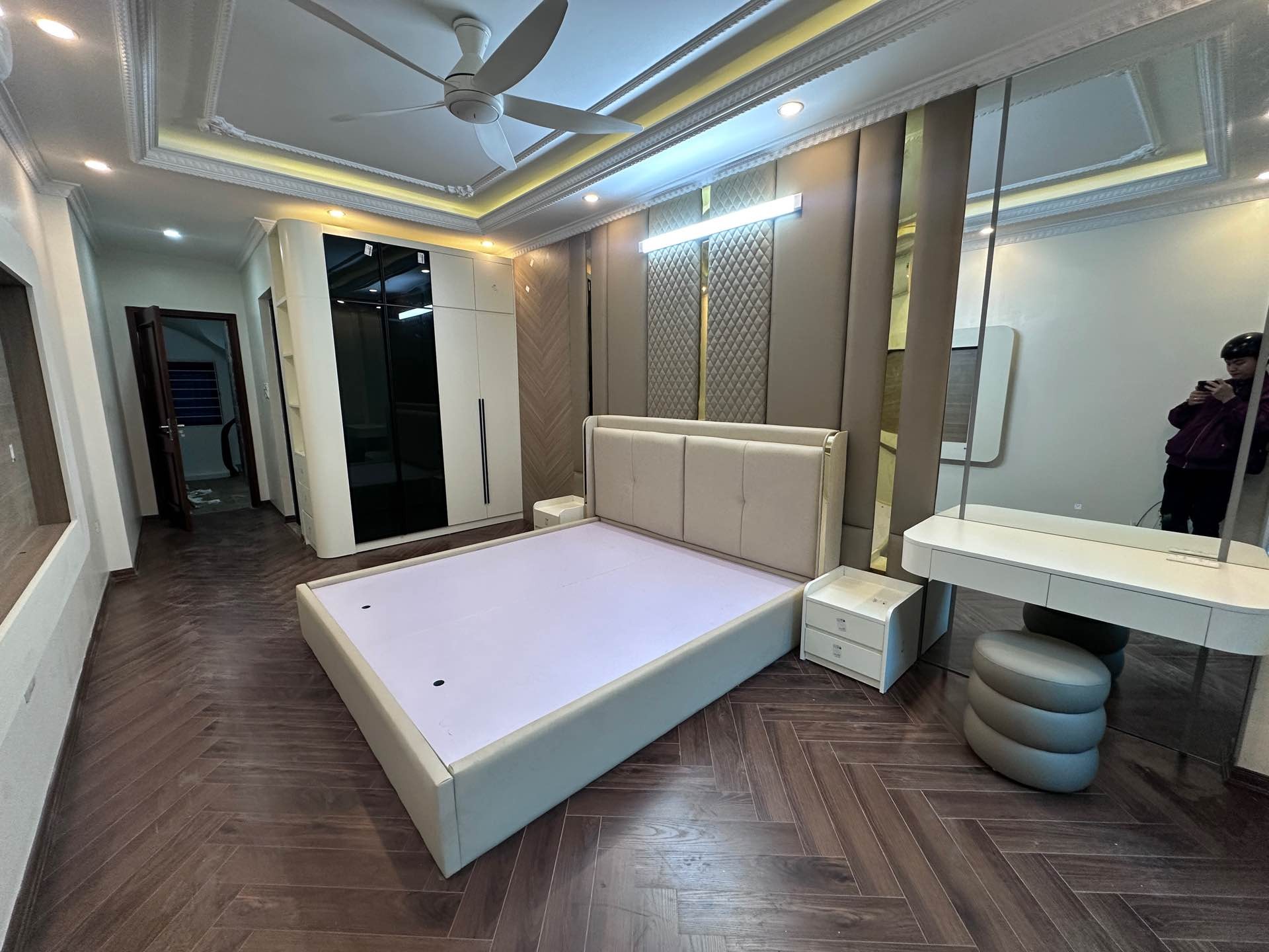 Bán nhà Minh Khai - diện tích 38m2 6 tầng - Siêu phẩm nhà mới - giá 14,8 tỷ