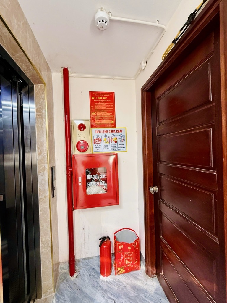 Bán nhà Lĩnh Nam - diện tích 48m2 6 tầng - Căn hộ dịch vụ thang máy - giá 12 tỷ