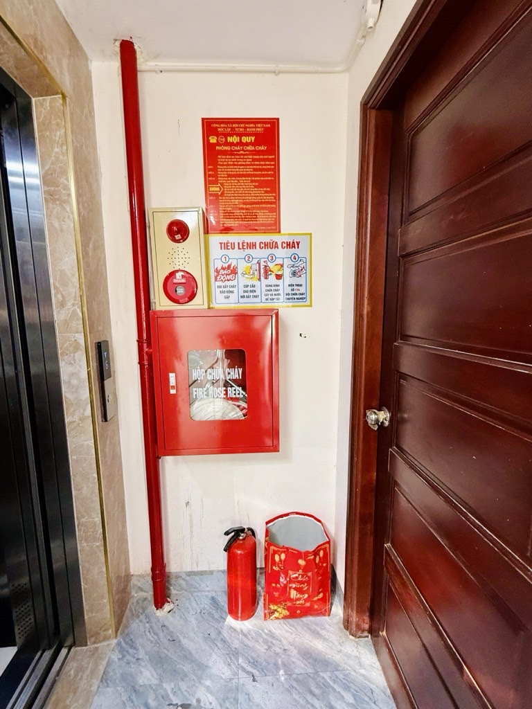 Bán nhà Lĩnh Nam - diện tích 48m2 6 tầng - Căn hộ dịch vụ thang máy - giá 12 tỷ