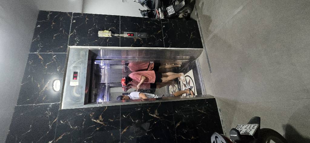 Bán nhà Tân Triều - diện tích 110m2 9 tầng - Ô tô tránh - giá 25 tỷ