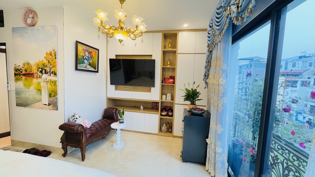 Bán nhà Đường Láng - diện tích 60m2 8 tầng - ô tô vào nhà - giá 38,3 tỷ