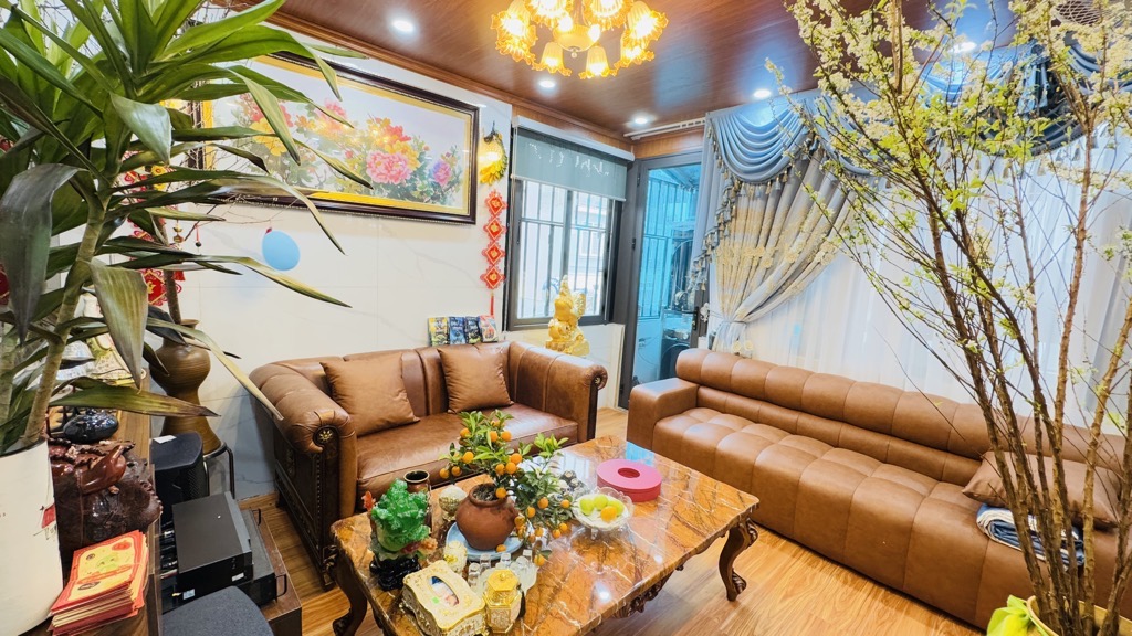 Bán nhà Đường Láng - diện tích 60m2 8 tầng - ô tô vào nhà - giá 38,3 tỷ