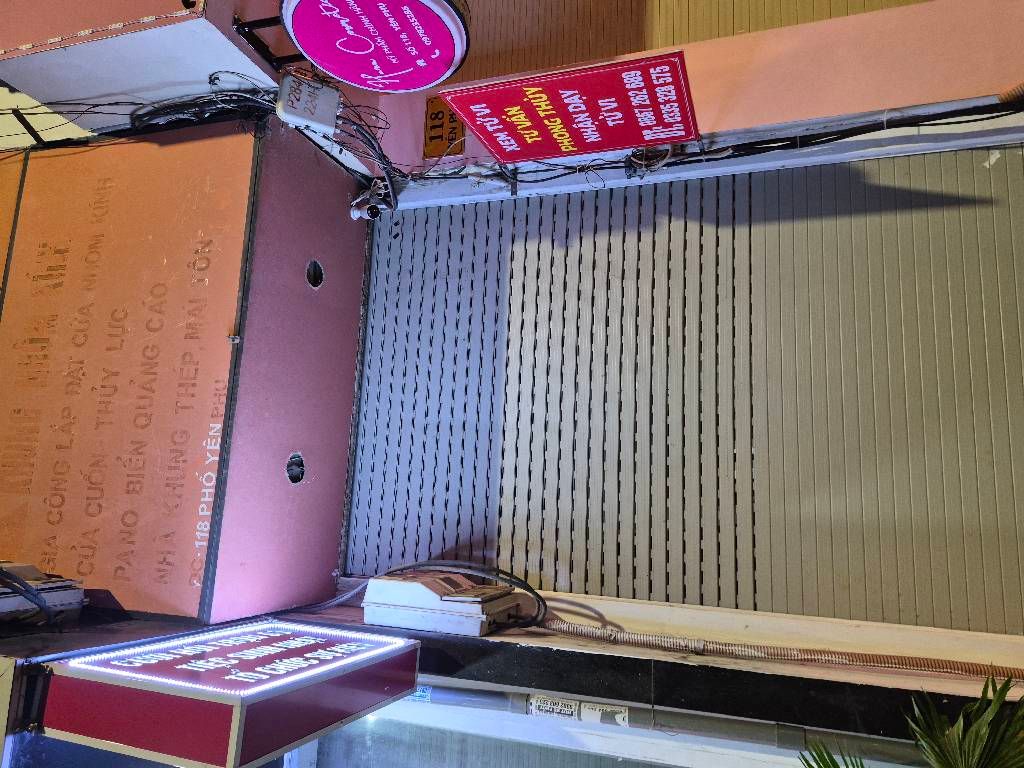 Bán nhà Yên Phụ - diện tích 110m2 5 tầng - Ô tô tránh - giá 31,6 tỷ