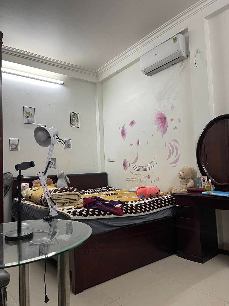 Bán nhà Yên Phụ - diện tích 110m2 5 tầng - Ô tô tránh - giá 31,6 tỷ