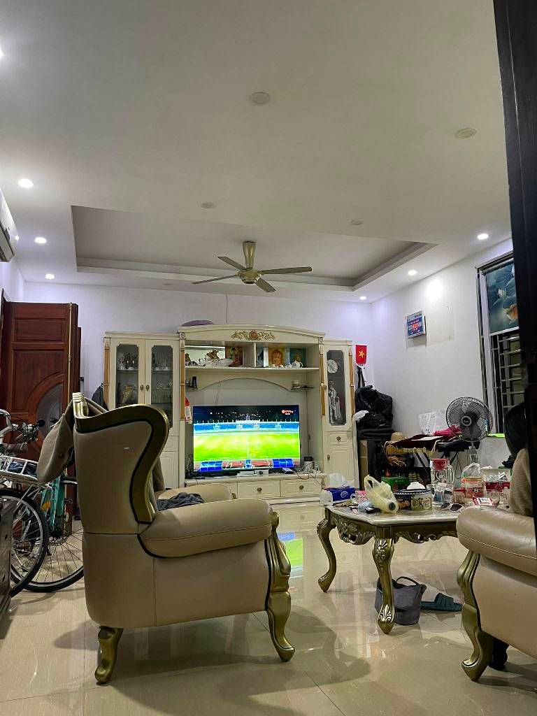 Bán nhà Yên Phụ - diện tích 110m2 5 tầng - Ô tô tránh - giá 31,6 tỷ