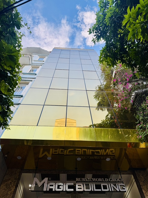 Bán nhà Nguyễn Xiển - diện tích 139m2 8 tầng - Mặt ngõ Vip hơn Mặt phố - giá 76,8 tỷ