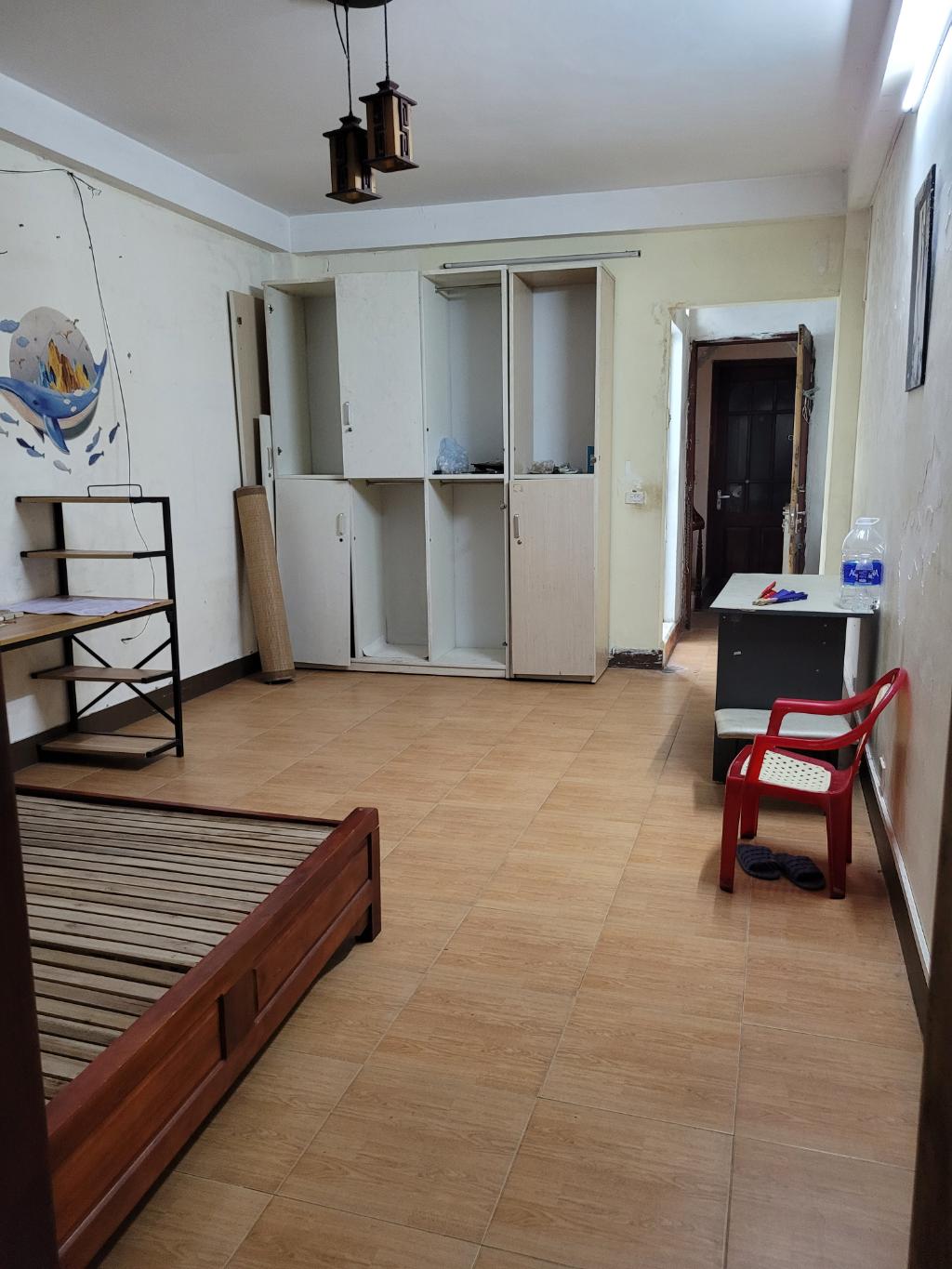 Bán nhà Khuất Duy Tiến - diện tích 90m2 6 tầng - ô tô tránh - giá 28 tỷ