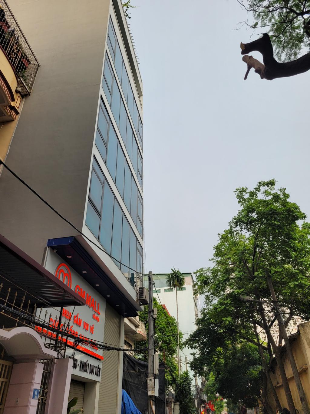 Bán nhà Khuất Duy Tiến - diện tích 90m2 6 tầng - ô tô tránh - giá 28 tỷ