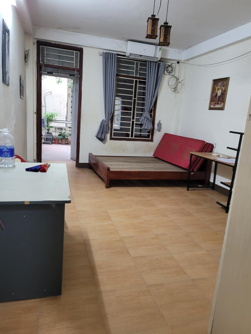 Bán nhà Khuất Duy Tiến - diện tích 90m2 6 tầng - ô tô tránh - giá 28 tỷ