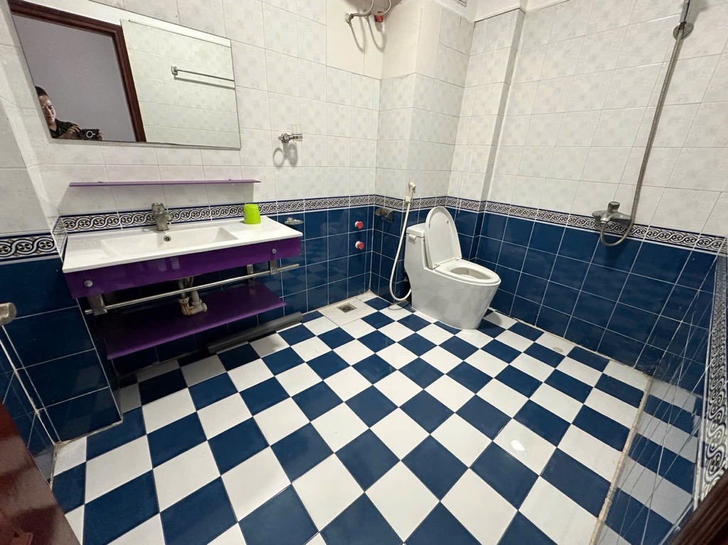 Bán nhà Kim Ngưu - diện tích 65.3m2 7 tầng - Mặt phố 2 vỉa hè siêu rộng - giá 36,8 tỷ