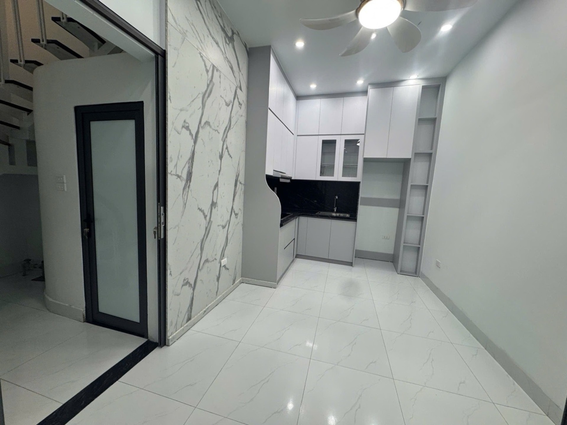 Bán nhà Hương Viên - diện tích 20m2 4 tầng - Ngõ nông, sạch sẽ - giá 3,6 tỷ
