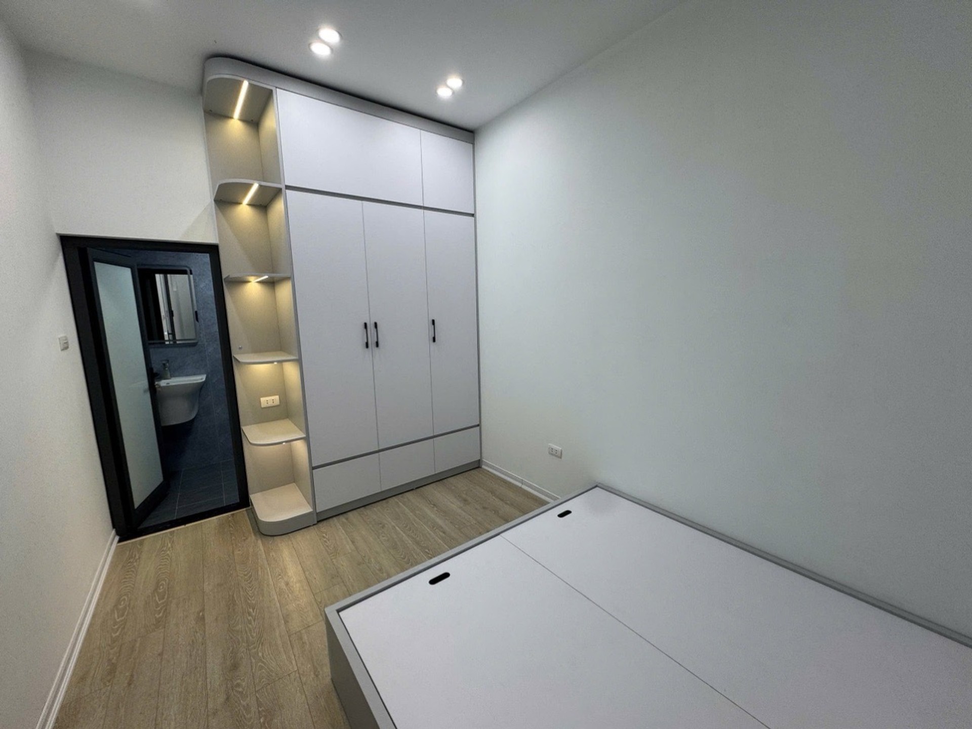 Bán nhà Hương Viên - diện tích 20m2 4 tầng - Ngõ nông, sạch sẽ - giá 3,6 tỷ