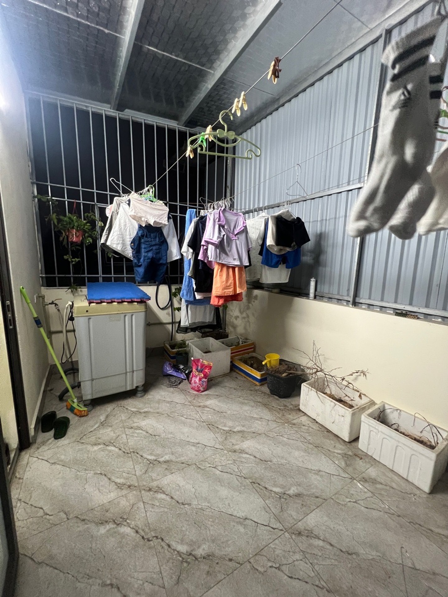 Bán nhà Lĩnh Nam - diện tích 28m2 3 tầng - Nhà đẹp ở ngay - giá 3,15 tỷ