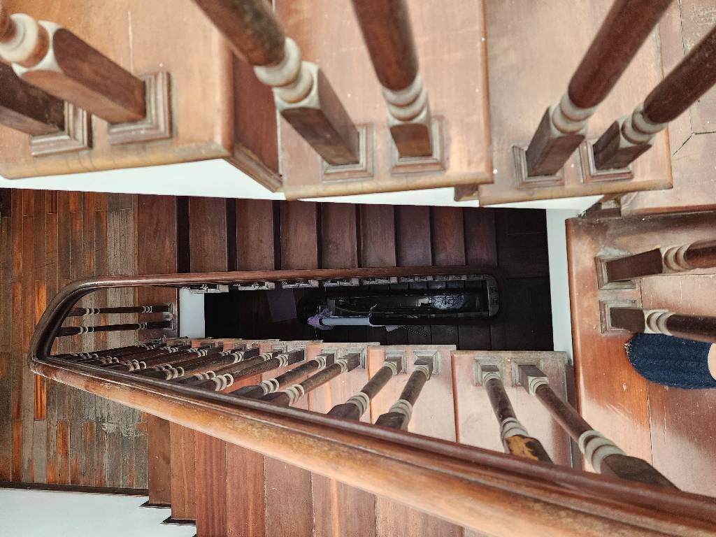 Bán nhà Bạch Mai - diện tích 103m2 4 tầng - Ô Tô QUA NHÀ - giá 34 tỷ