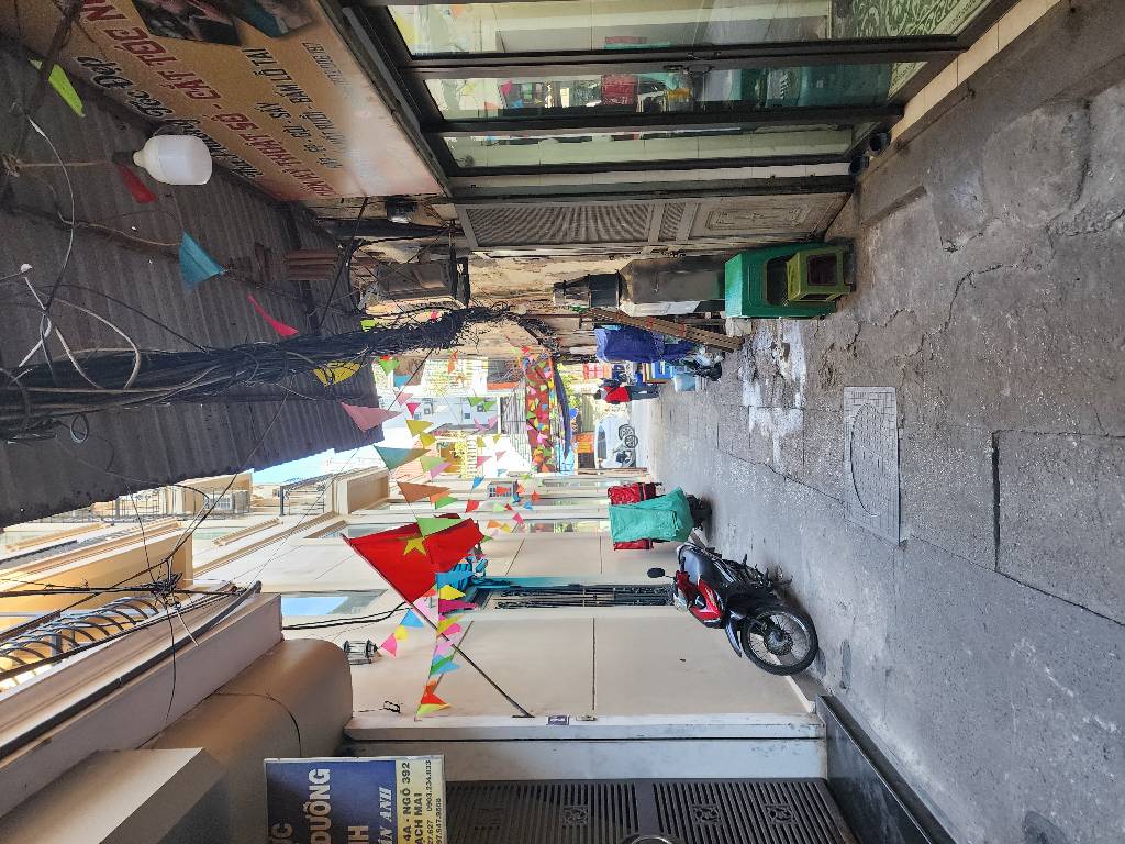 Bán nhà Bạch Mai - diện tích 103m2 4 tầng - Ô Tô QUA NHÀ - giá 34 tỷ