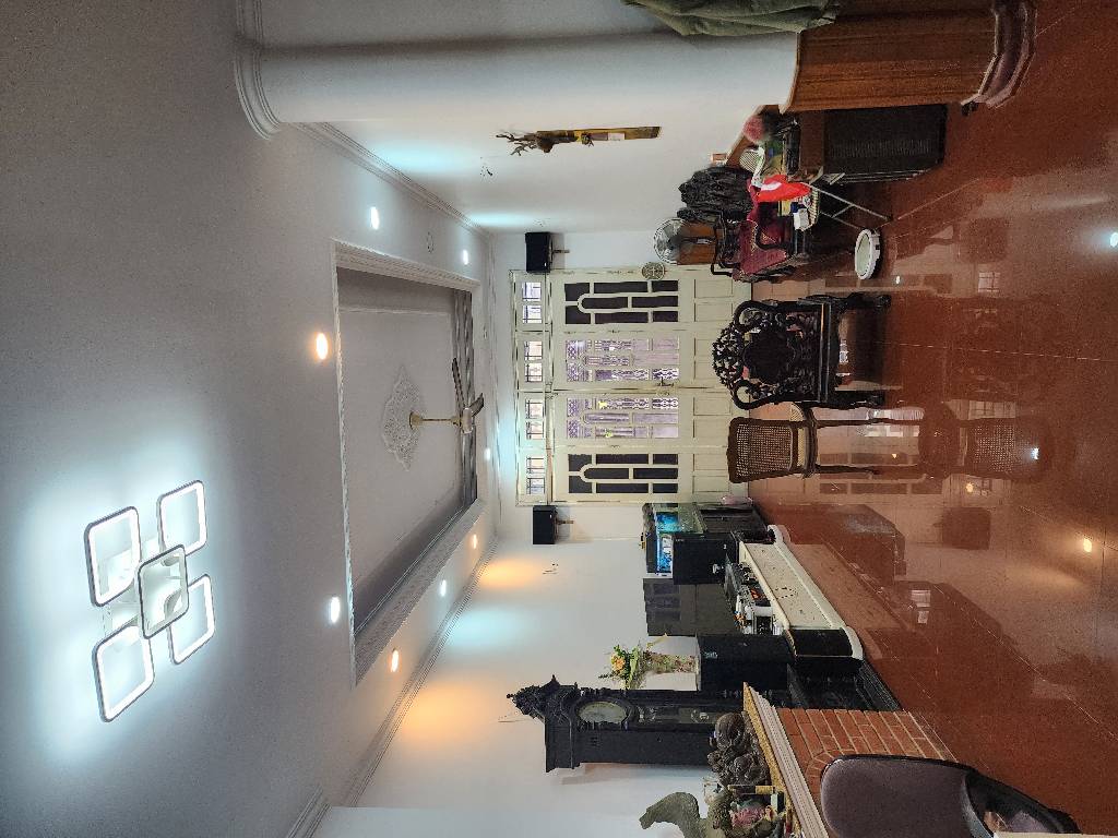 Bán nhà Bạch Mai - diện tích 103m2 4 tầng - Ô Tô QUA NHÀ - giá 34 tỷ