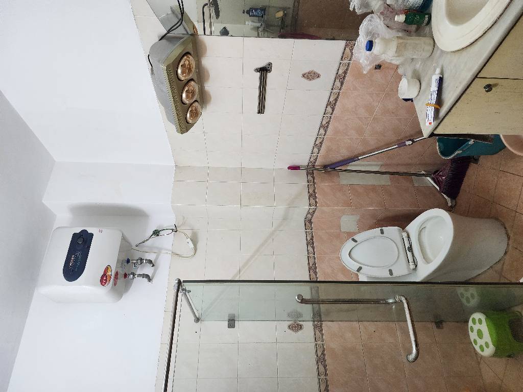 Bán nhà Bạch Mai - diện tích 103m2 4 tầng - Ô Tô QUA NHÀ - giá 34 tỷ