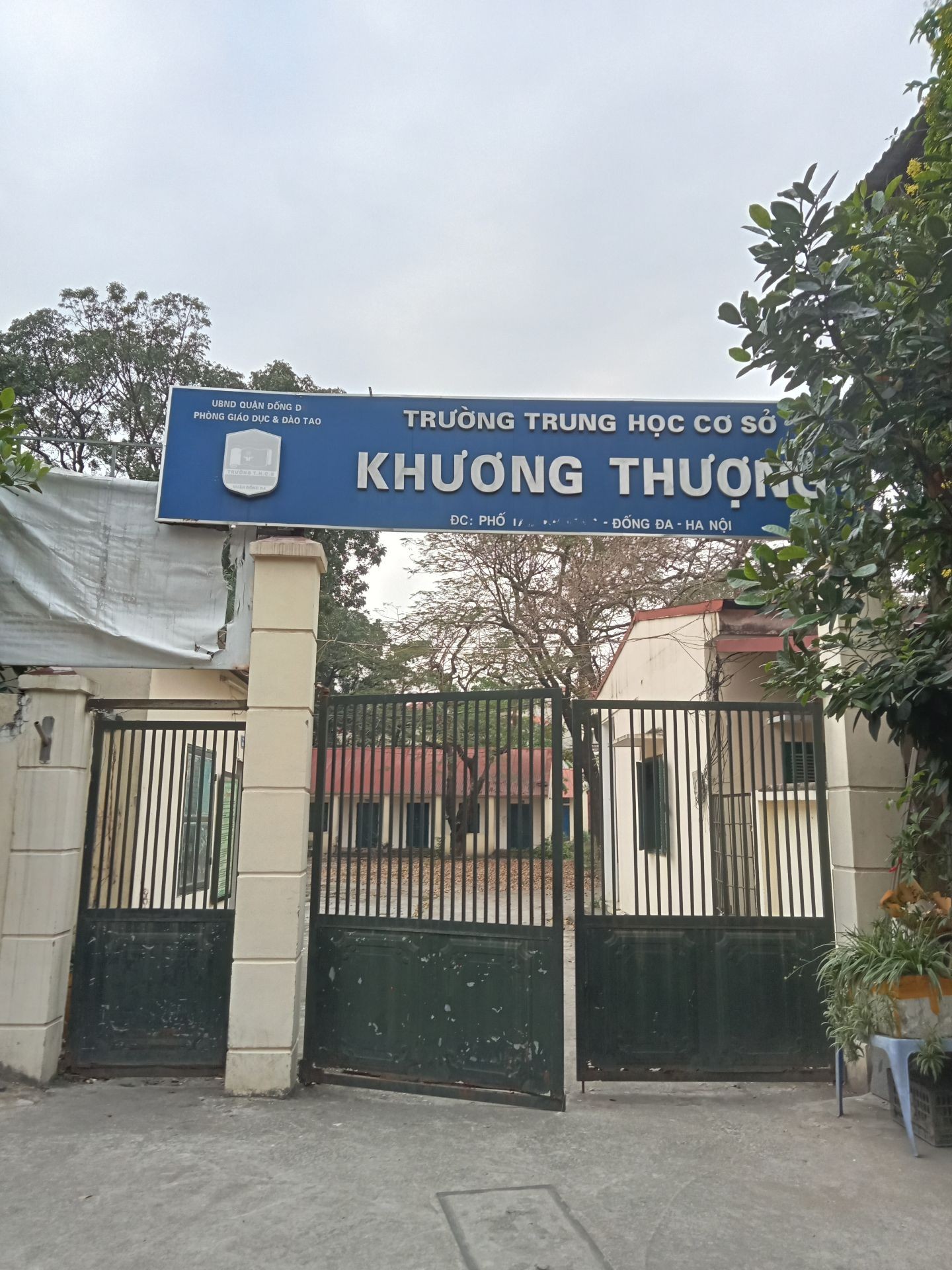 Bán nhà Đặng Văn Ngữ - diện tích 137m2 3 tầng - Lô góc 3 mặt thoáng - giá 43,9 tỷ