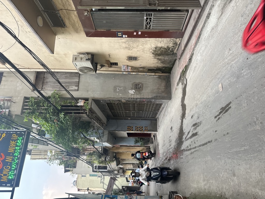 Bán nhà Trịnh Đình Cửu - diện tích 65m2 3 tầng - Ô TÔ TRÁNH trước nhà - giá 26 tỷ