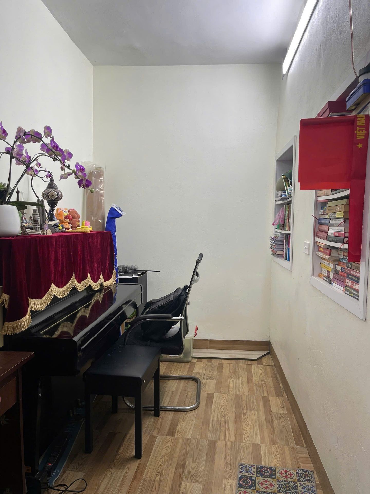 Bán nhà Phố Huế - diện tích 19m2 2 tầng - Nhà nhỏ tiền - giá 6,5 tỷ