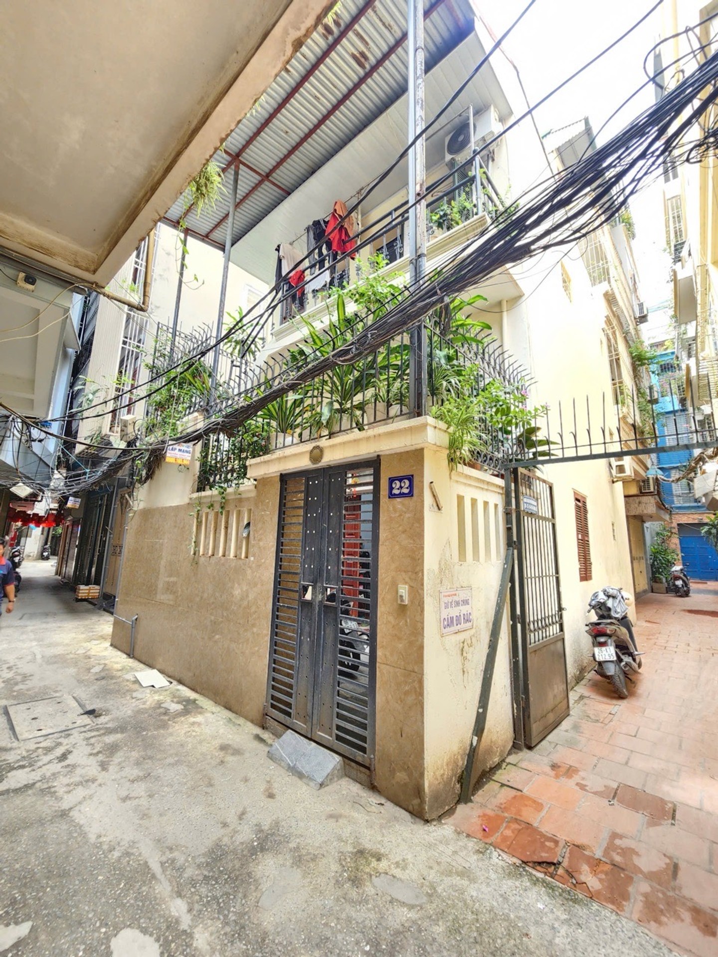 Bán nhà Đống Đa - diện tích 70m2 3 tầng - Lô góc thoáng - giá 12,8 tỷ