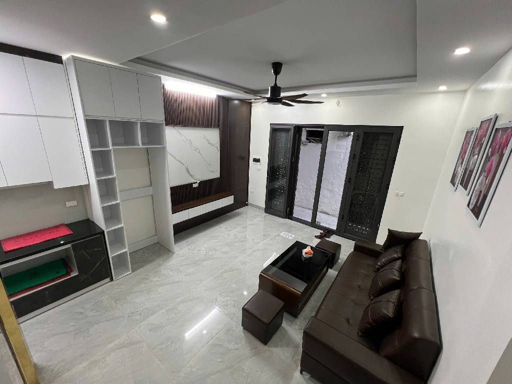 Bán nhà Nguyễn Văn Viên - diện tích 35m2 5 tầng - Lô góc - giá 10 tỷ