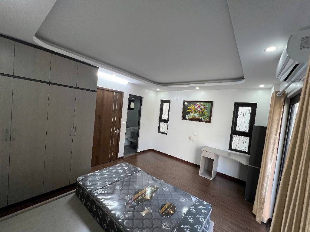 Bán nhà Nguyễn Văn Viên - diện tích 35m2 5 tầng - Lô góc - giá 10 tỷ