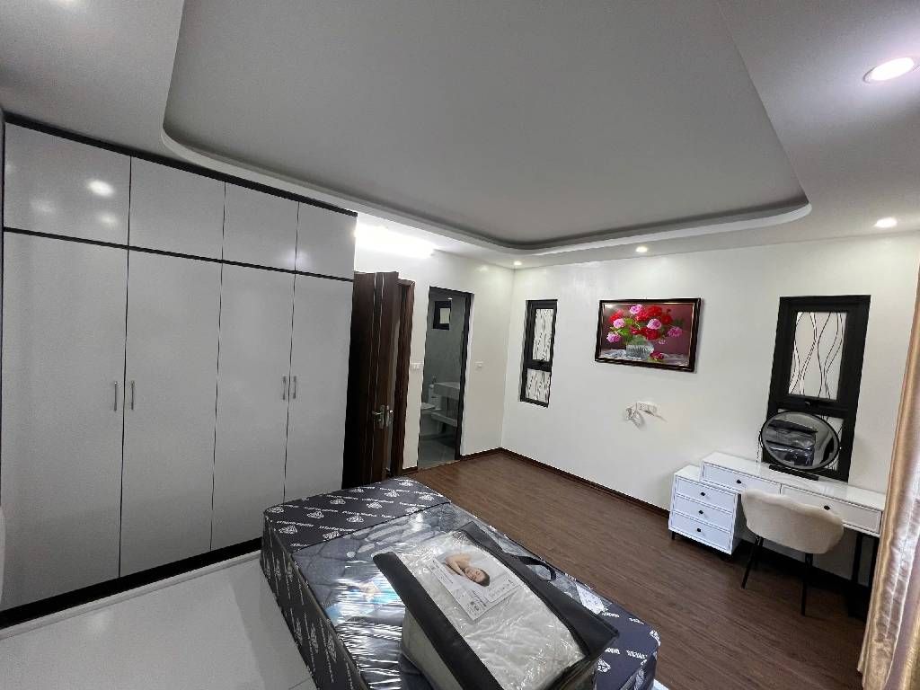 Bán nhà Nguyễn Văn Viên - diện tích 35m2 5 tầng - Lô góc - giá 10 tỷ