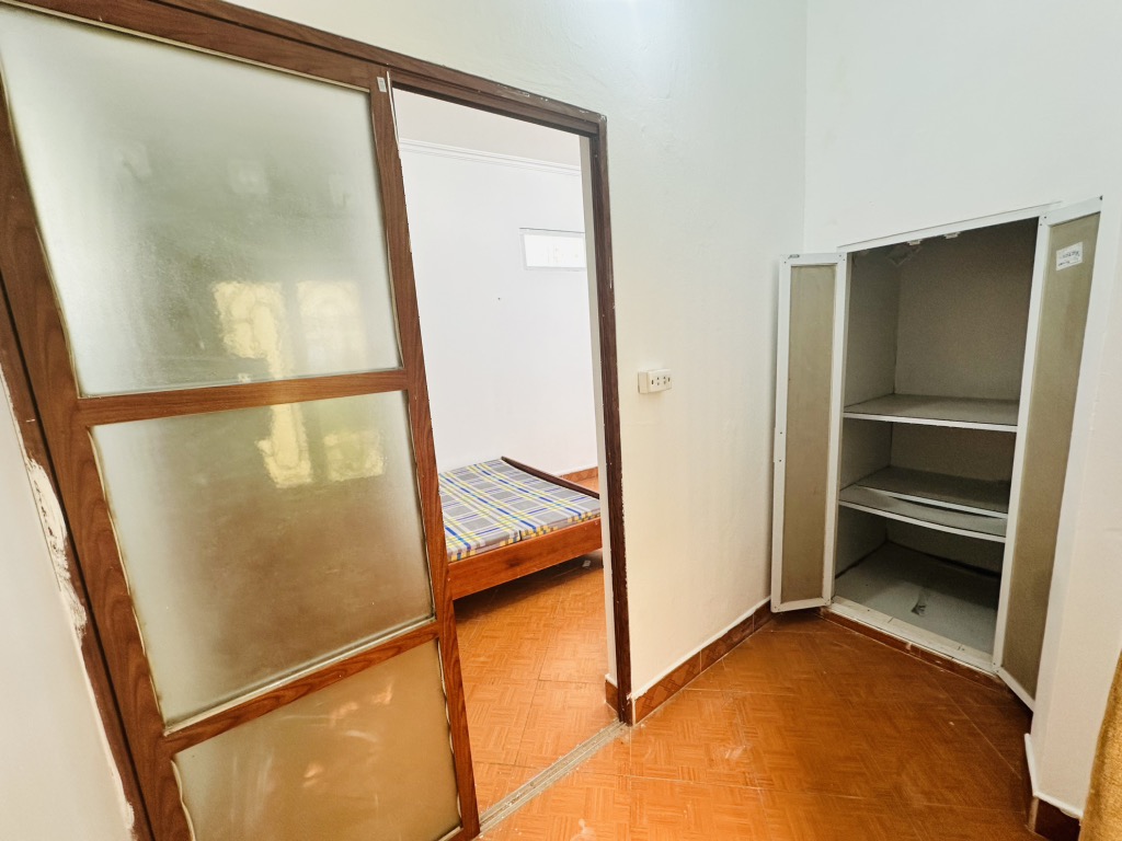 Bán nhà Hồng Mai - diện tích 40m2 4 tầng - Nhà đẹp hiếm có - giá 4,8 tỷ